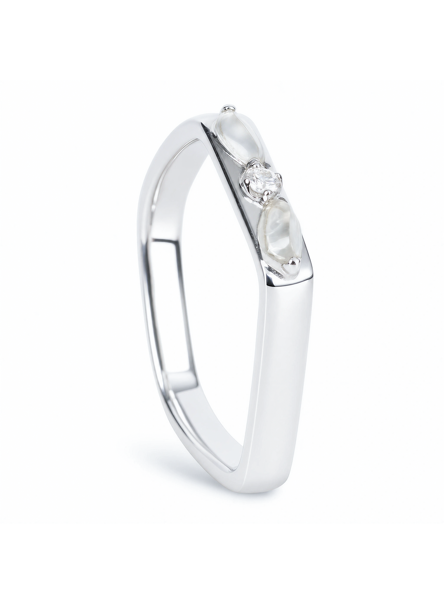 Spin Flower · Zero Two One 18K Gold Jadeite and Diamond Rings